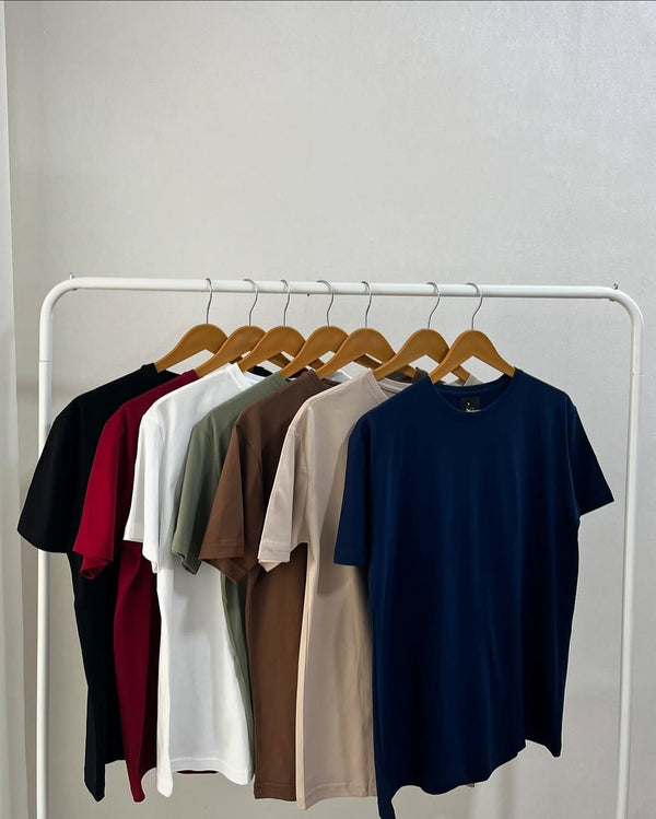 Basic plain T-shirts